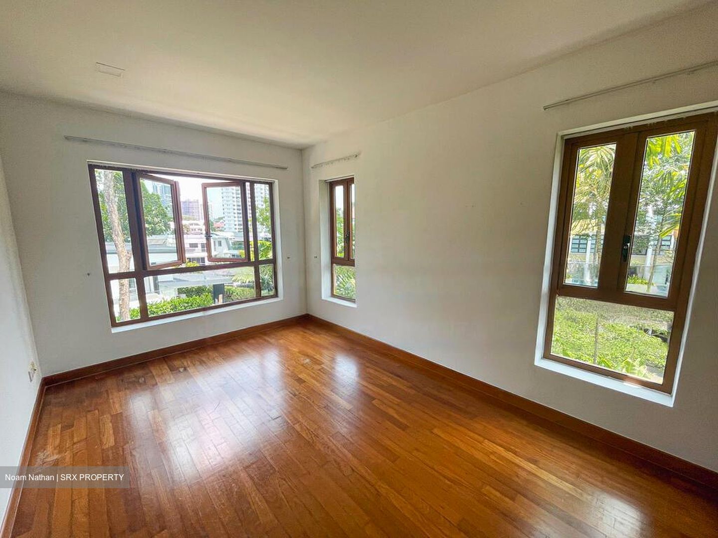 Barker Road (D11), Condominium #461902761